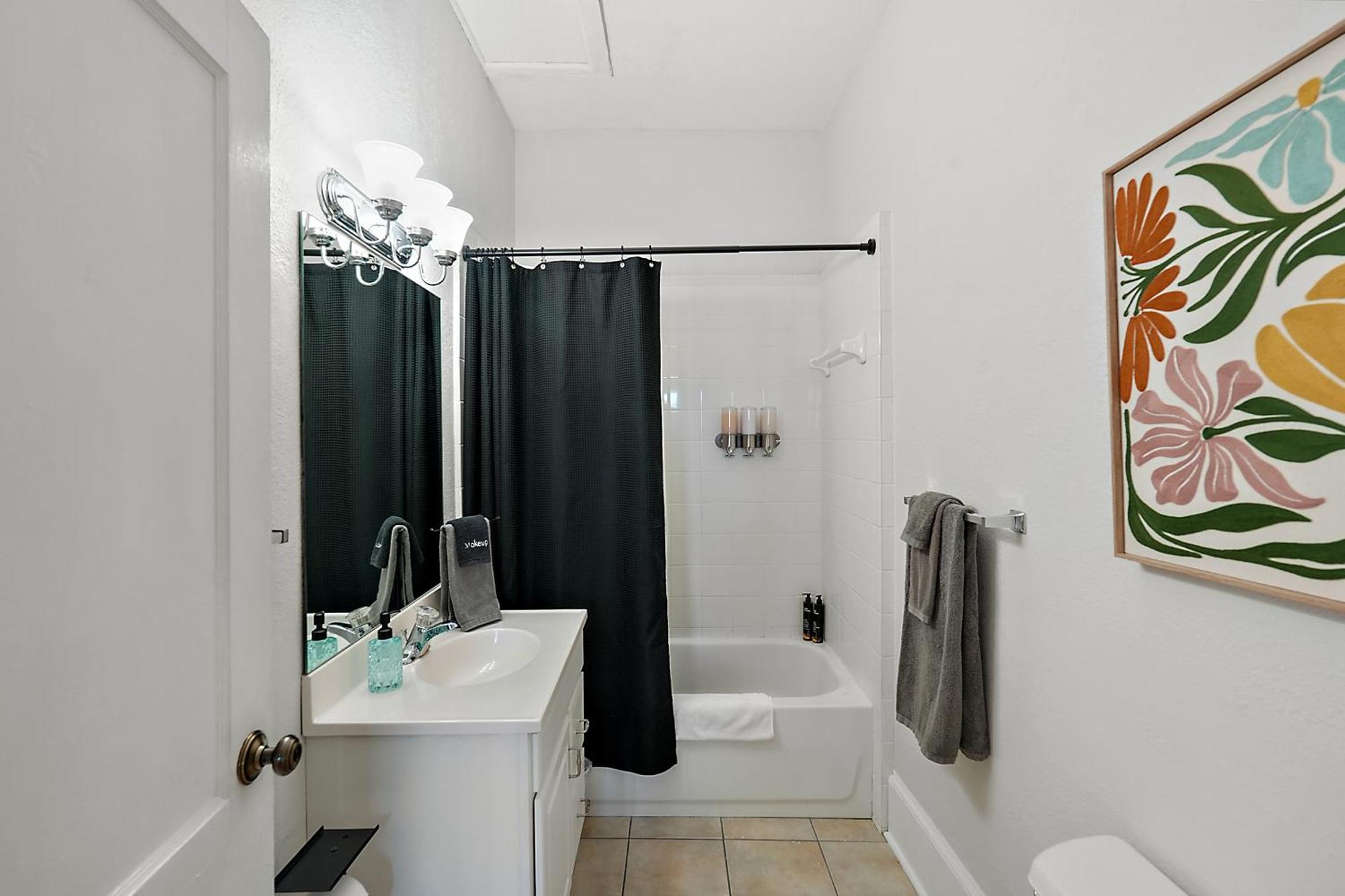 Downtown Den-King Bed~Heart Of Eustis~Queen Sleeper~Upstairs~Bright & Happy Exterior photo